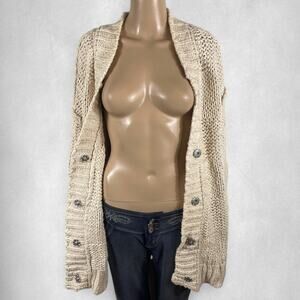 Chunky cable knit sweater with